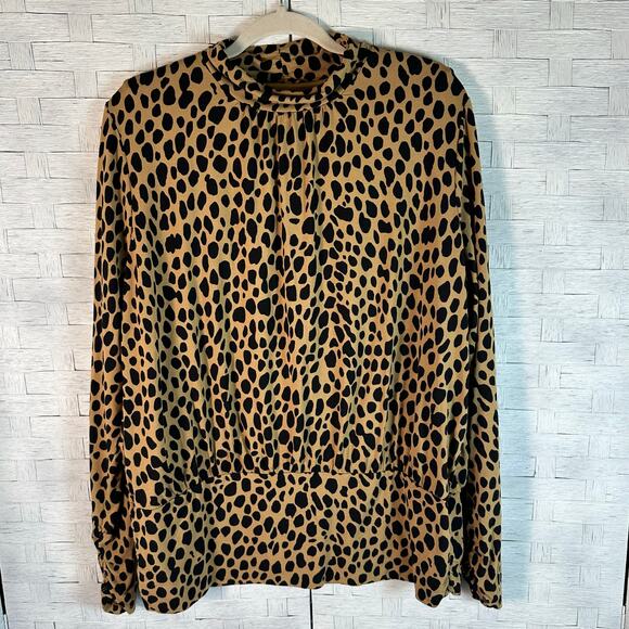Chico’s Animal print blouse turtleneck gathered sides 3/4 sleeve - Picture 4 of 14